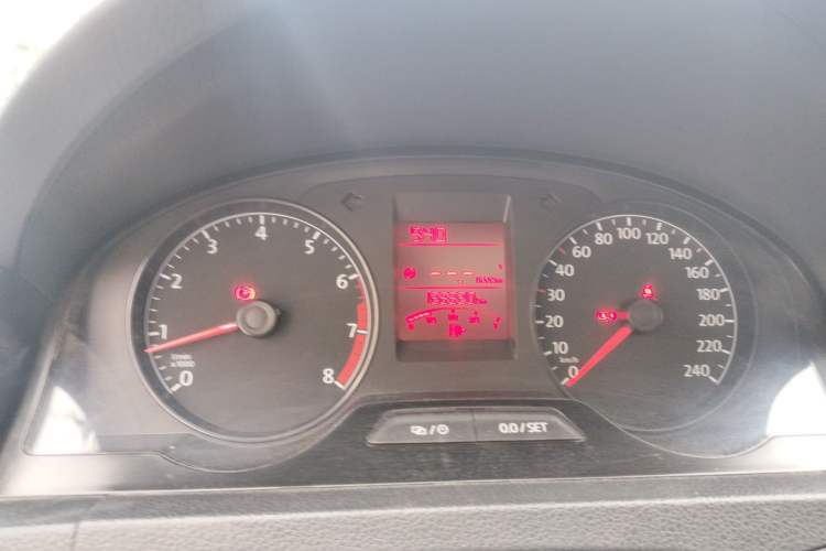 Used Volkswagen Santana 2015 1.6L Manual Comfort Edition Instrument Cluster