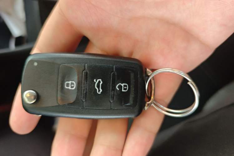 Used Volkswagen Santana 2015 1.6L Automatic Comfort Edition Interior 1