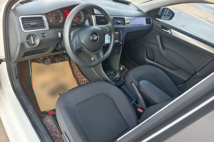 Used Volkswagen Santana 2015 HaoNa 1.6L Manual Fashion Edition Interior 1