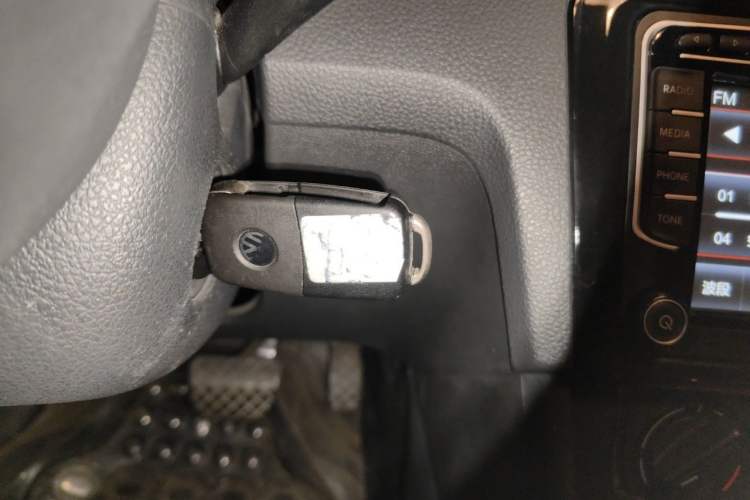 Used Volkswagen Santana 2015 1.6L Automatic Comfort Edition Interior 1