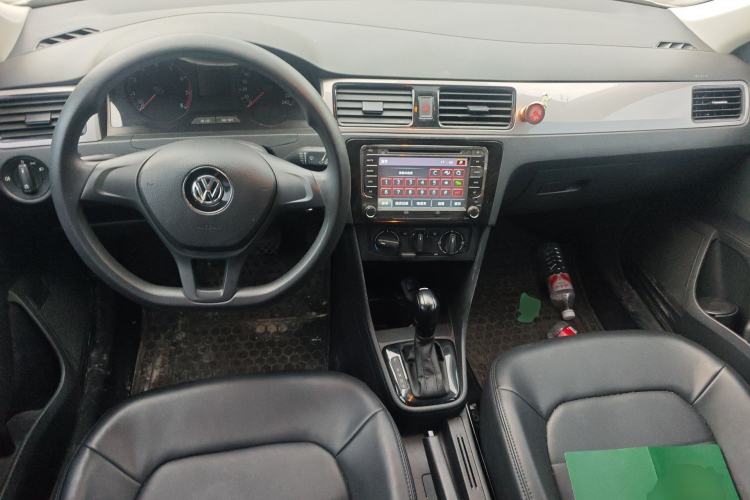 Used Volkswagen Santana 2015 Haval H6 1.6L Automatic Luxury Model Interior 2