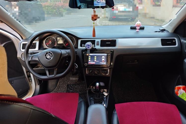 Used Volkswagen Santana 2015 Haval H6 1.6L Automatic Comfort Model Interior 2