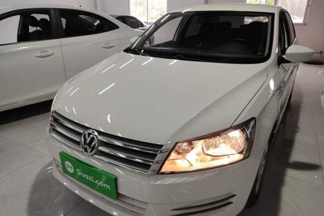 Used Volkswagen Santana 2015 1.6L Automatic Fashion Edition