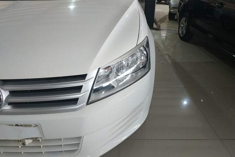 Used Volkswagen Santana 2015 1.4L Manual Fashion Edition Left Front Headlight