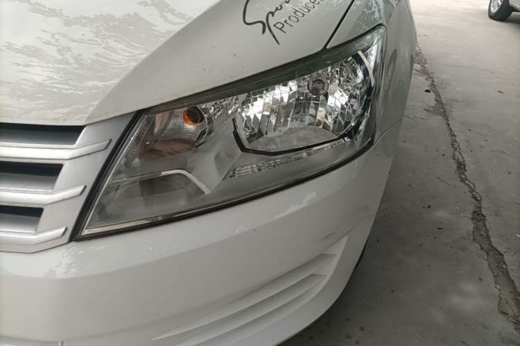 Used Volkswagen Santana 2015 1.6L Manual Fashion Edition Left Front Headlight