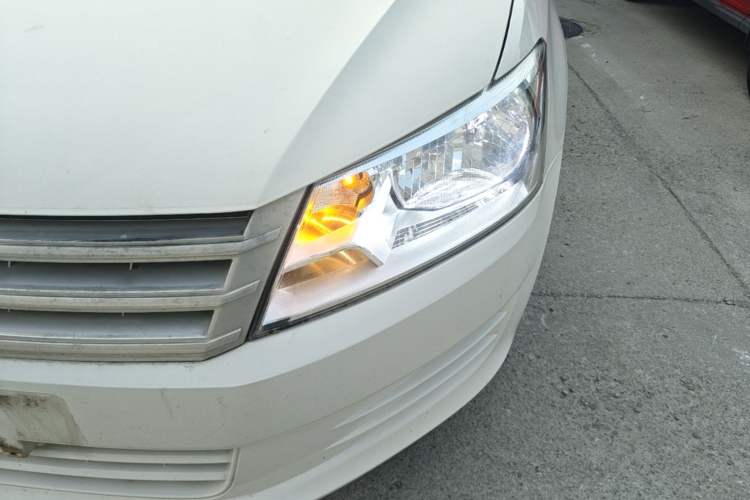 Used Volkswagen Santana 2015 1.6L Manual Fashion Edition Left Front Headlight