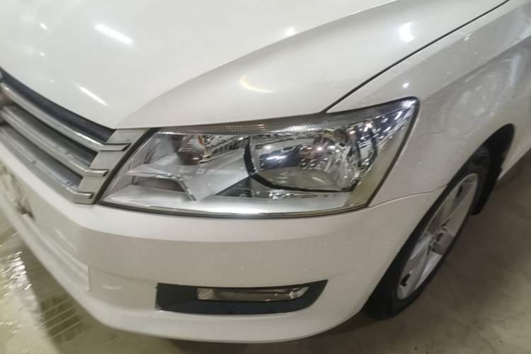 Used Volkswagen Santana 2015 1.6L Automatic Comfort Edition Left Front Headlight