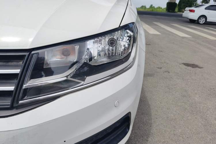 Used Volkswagen Santana 2015 Haval H6 1.6L Automatic Luxury Model Left Front Headlight