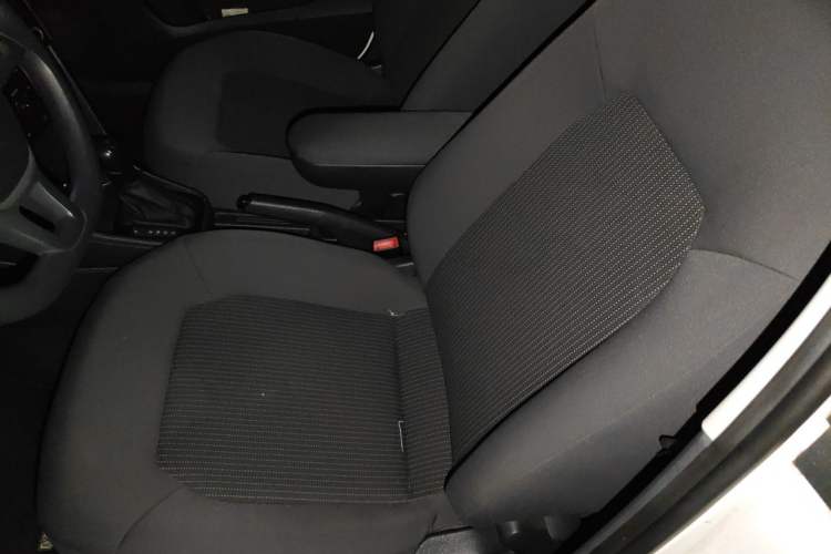 Used Volkswagen Santana 2015 Haval H6 1.6L Automatic Luxury Model Left Front Seat