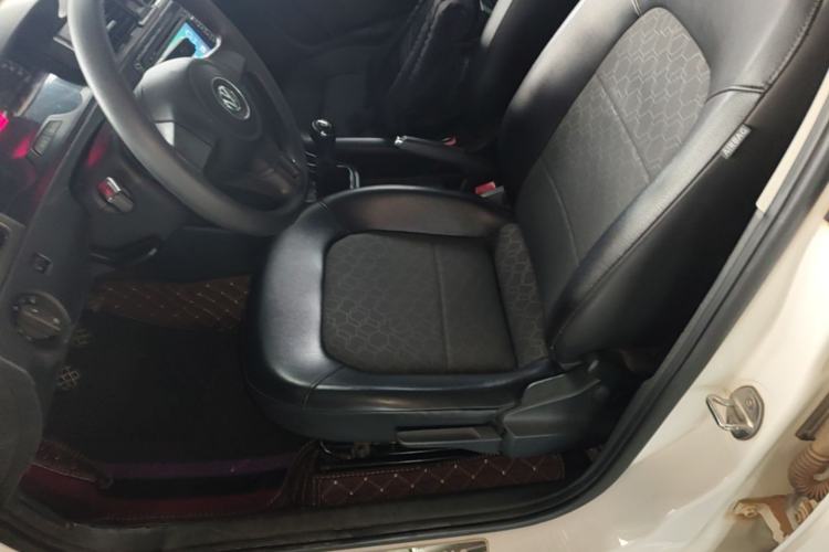 Used Volkswagen Santana 2015 1.6L Manual Comfort Edition Left Front Seat