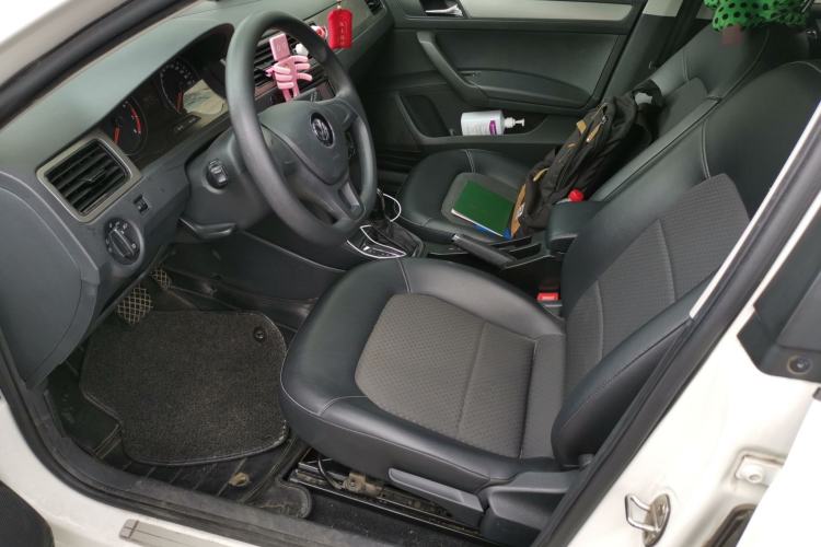 Used Volkswagen Santana 2015 Haval H6 1.6L Automatic Comfort Model Left Front Seat