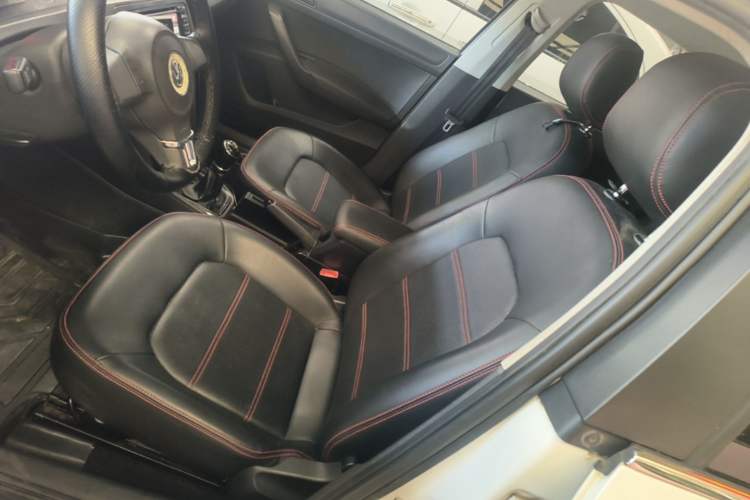 Used Volkswagen Santana 2015 1.4L Manual Fashion Edition Left Front Seat
