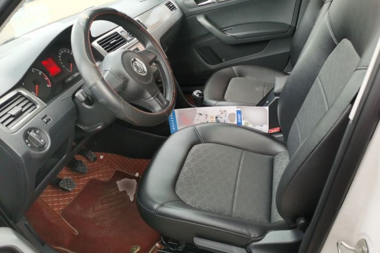 Used Volkswagen Santana 2015 1.6L Manual Comfort Edition Left Front Seat