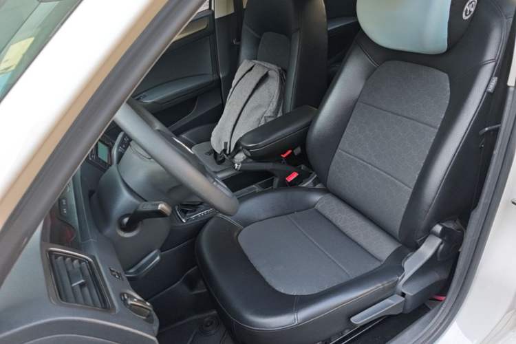 Used Volkswagen Santana 2015 1.6L Automatic Comfort Edition Left Front Seat