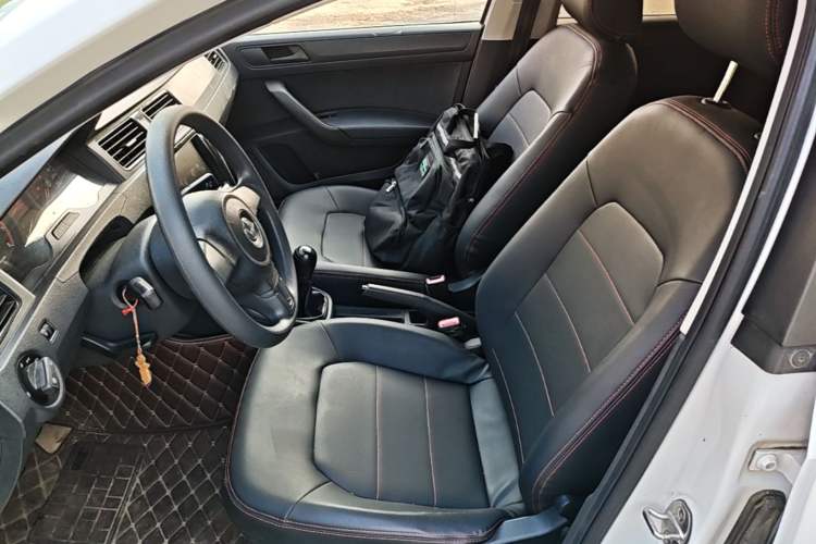 Used Volkswagen Santana 2015 1.4L Manual Fashion Edition Left Front Seat