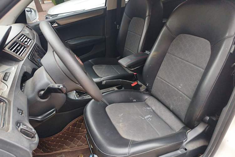 Used Volkswagen Santana 2015 1.6L Automatic Comfort Edition Left Front Seat