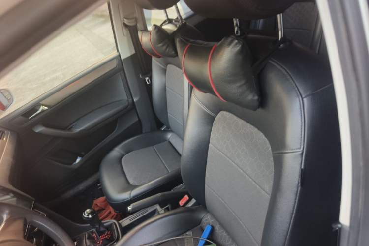 Used Volkswagen Santana 2015 1.6L Manual Comfort Edition Left Front Seat