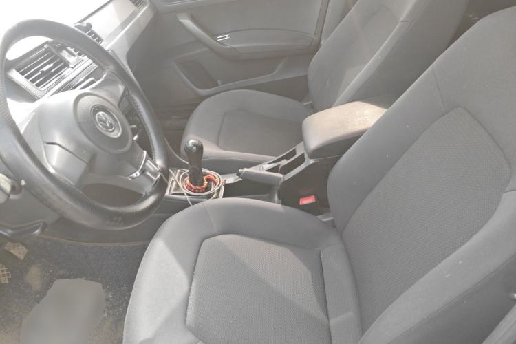 Used Volkswagen Santana 2015 1.6L Manual Fashion Edition Left Front Seat