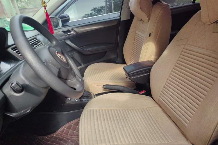 Used Volkswagen Santana 2015 1.6L Automatic Comfort Edition Left Front Seat