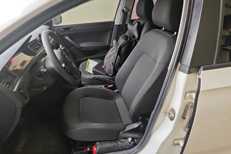 Used Volkswagen Santana 2015 1.6L Manual Fashion Edition Left Front Seat