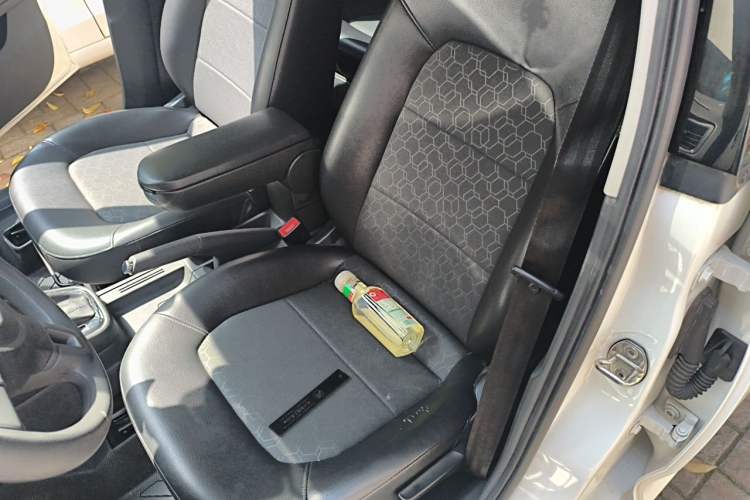 Used Volkswagen Santana 2015 1.6L Automatic Comfort Edition Left Front Seat