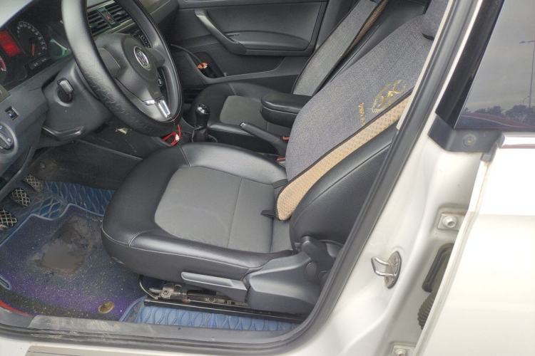 Used Volkswagen Santana 2015 1.6L Manual Comfort Edition Left Front Seat