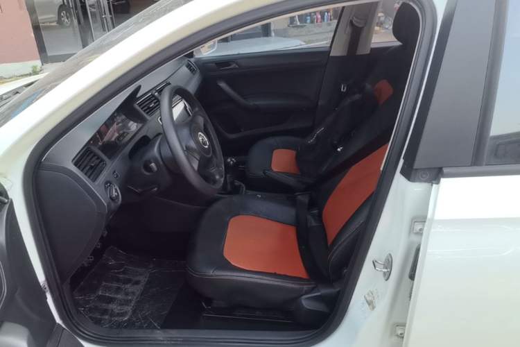 Used Volkswagen Santana 2015 1.4L Manual Fashion Edition Left Front Seat