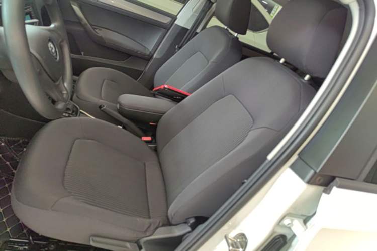 Used Volkswagen Santana 2015 Haval H6 1.6L Automatic Luxury Model Left Front Seat