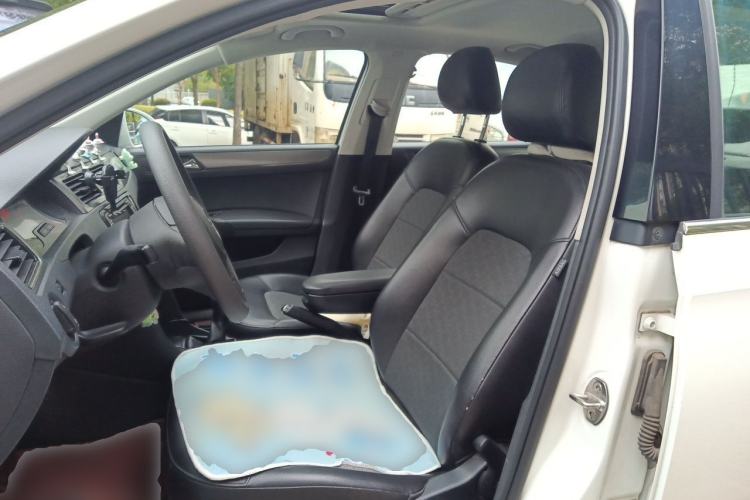 Used Volkswagen Santana 2015 1.6L Manual Comfort Edition Left Front Seat