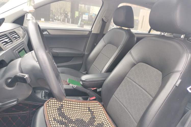 Used Volkswagen Santana 2015 1.6L Manual Comfort Edition Left Front Seat