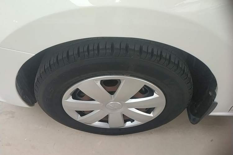 Used Volkswagen Santana 2015 1.4L Manual Fashion Edition Left Front Wheel Hub