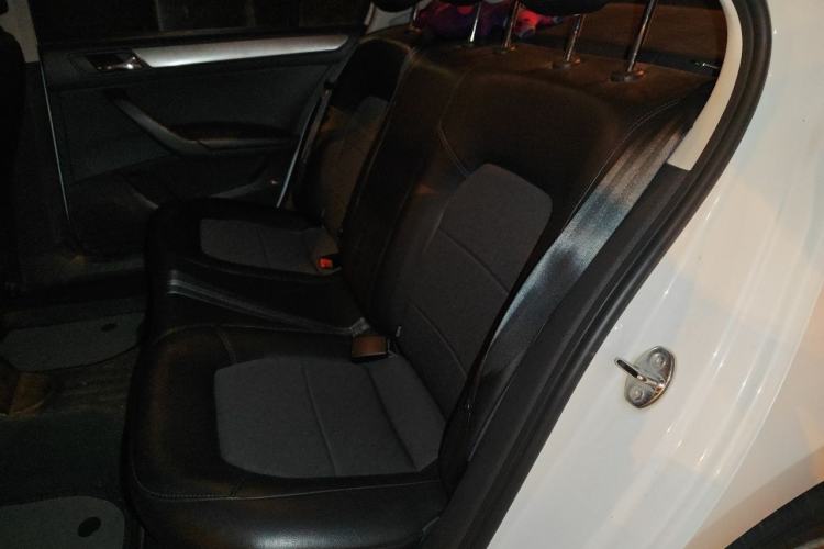 Used Volkswagen Santana 2015 1.6L Manual Comfort Edition Left Rear Seat