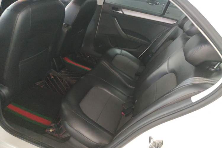 Used Volkswagen Santana 2015 1.6L Automatic Comfort Edition Left Rear Seat