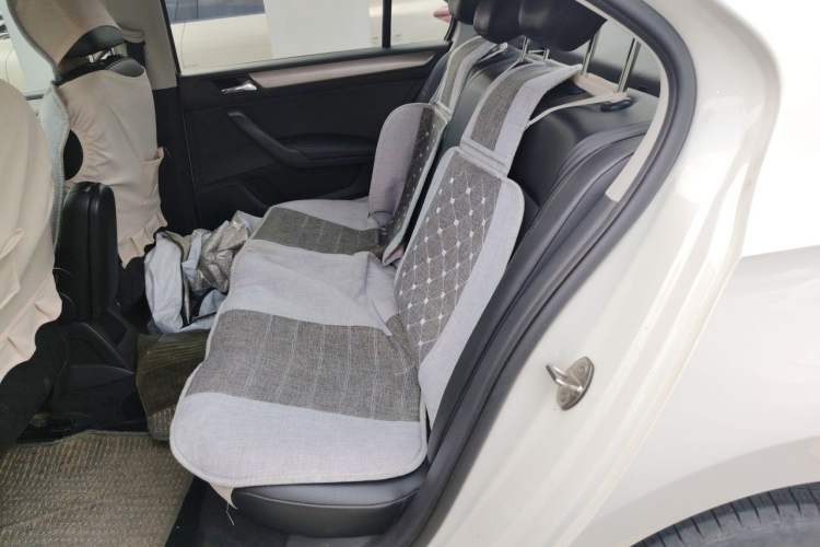 Used Volkswagen Santana 2015 1.6L Automatic Comfort Edition Left Rear Seat