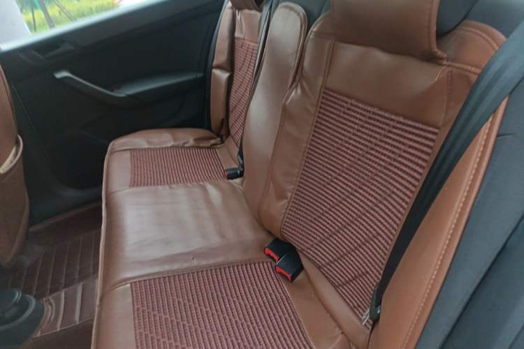 Used Volkswagen Santana 2015 1.6L Manual Fashion Edition Left Rear Seat