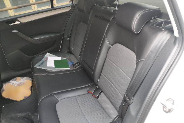 Used Volkswagen Santana 2015 Haval H9 1.6L Automatic Luxury Model Left Rear Seat