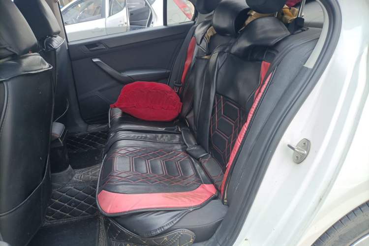 Used Volkswagen Santana 2015 HaoNa 1.6L Manual Fashion Edition Left Rear Seat