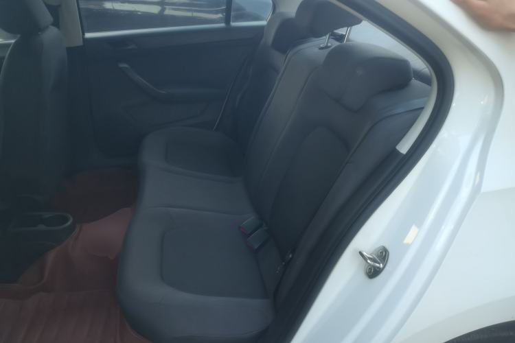 Used Volkswagen Santana 2015 1.6L Manual Fashion Edition Left Rear Seat