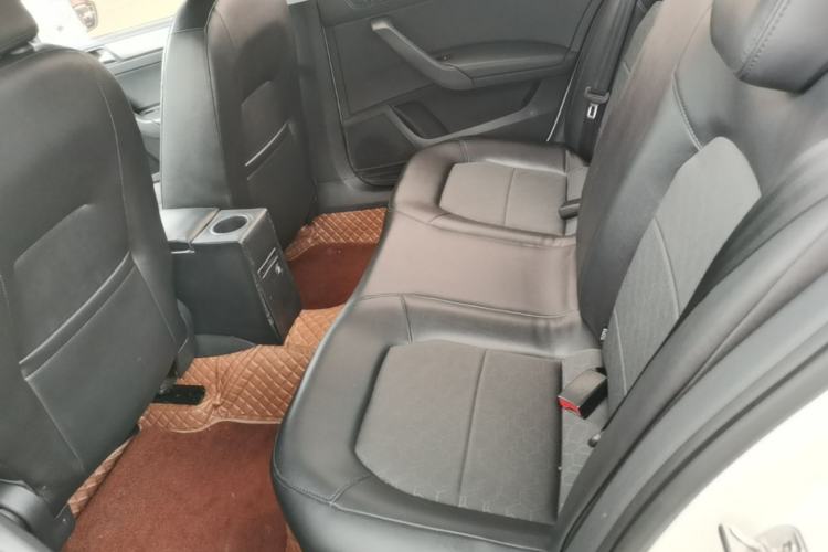 Used Volkswagen Santana 2015 1.6L Manual Comfort Edition Left Rear Seat