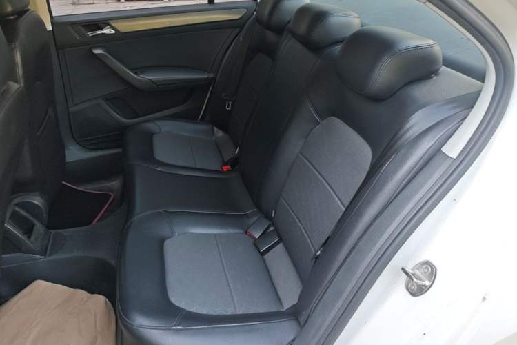 Used Volkswagen Santana 2015 1.6L Automatic Comfort Edition Left Rear Seat
