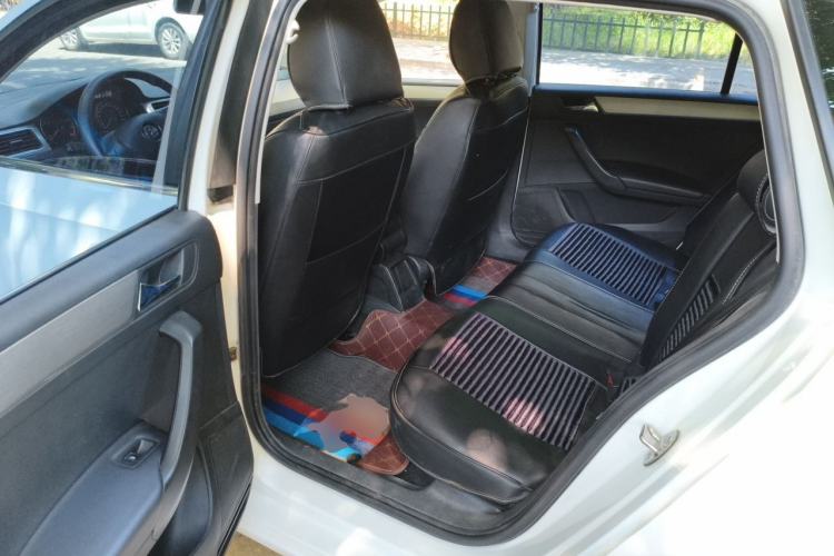Used Volkswagen Santana 2015 Haval H9 1.6L Manual Comfort Edition Left Rear Seat