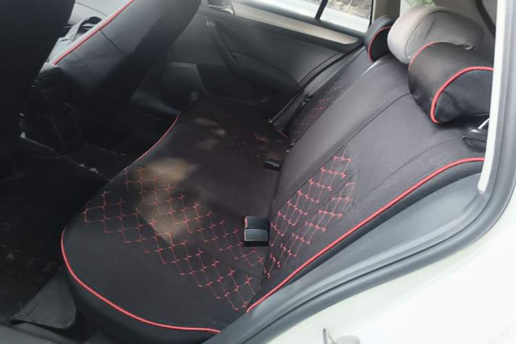 Used Volkswagen Santana 2015 HaoNa 1.6L Manual Fashion Edition Left Rear Seat