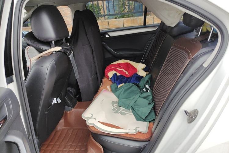 Used Volkswagen Santana 2015 1.6L Manual Comfort Edition Left Rear Seat
