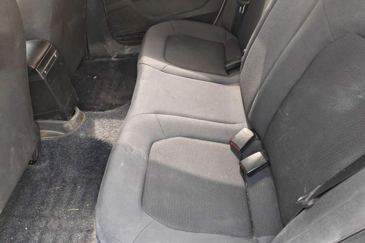 Used Volkswagen Santana 2015 1.6L Manual Fashion Edition Left Rear Seat