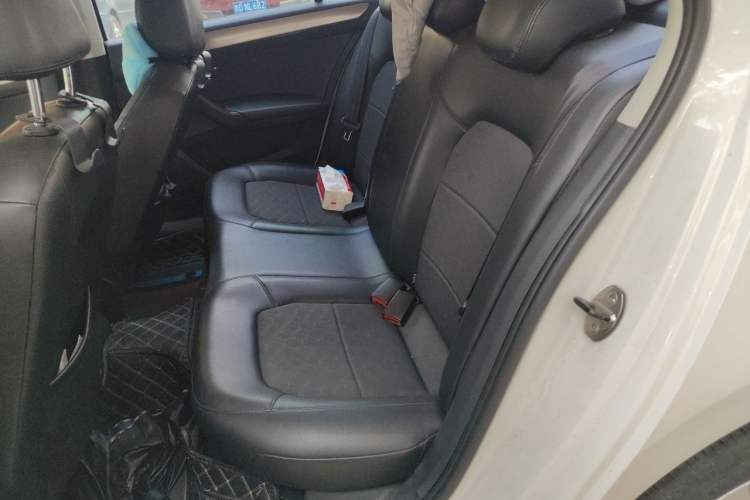 Used Volkswagen Santana 2015 1.6L Automatic Comfort Edition Left Rear Seat