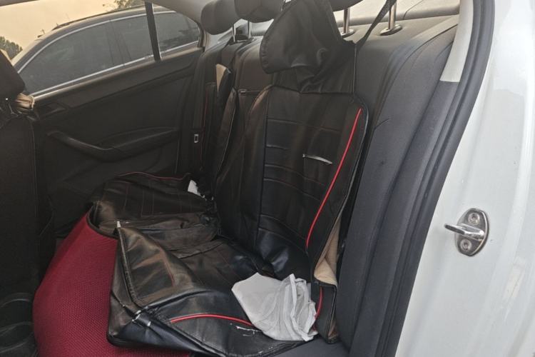 Used Volkswagen Santana 2015 1.6L Manual Fashion Edition Left Rear Seat