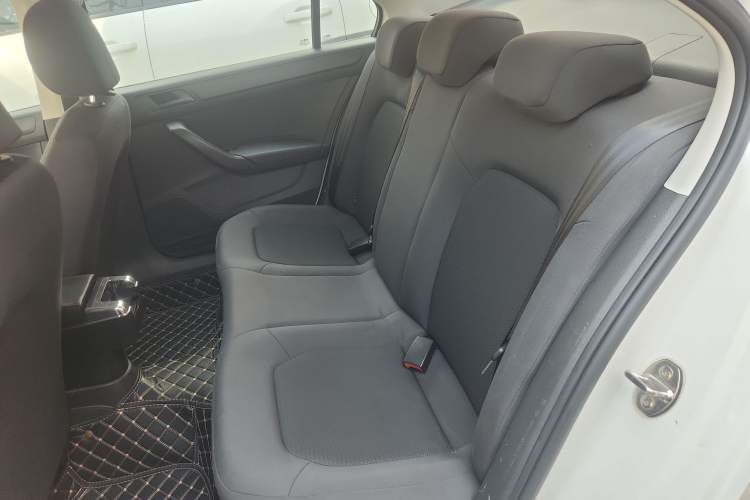 Used Volkswagen Santana 2015 1.4L Manual Fashion Edition Left Rear Seat