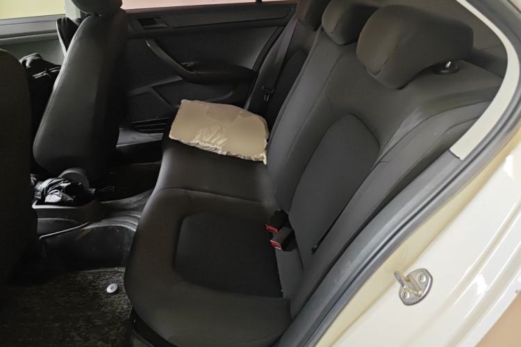 Used Volkswagen Santana 2015 1.6L Manual Fashion Edition Left Rear Seat