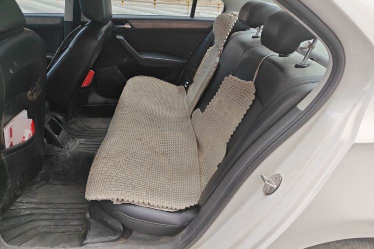Used Volkswagen Santana 2015 1.6L Manual Comfort Edition Left Rear Seat