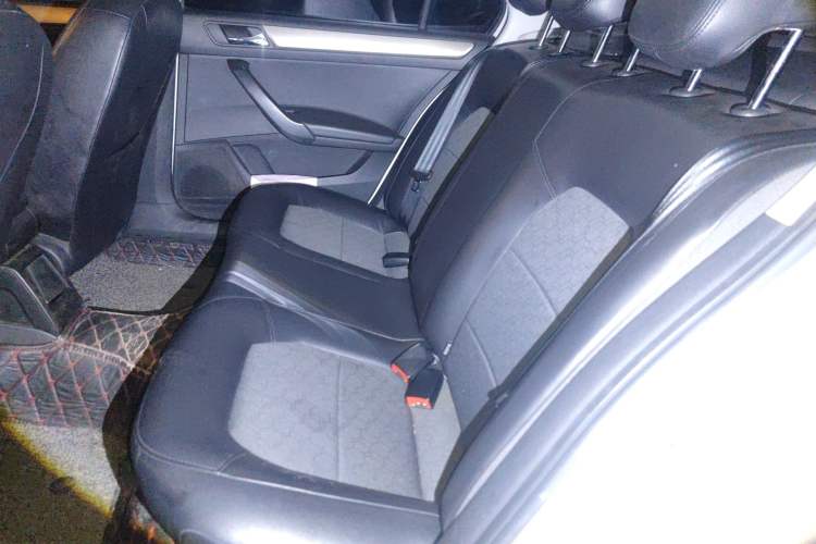 Used Volkswagen Santana 2015 1.6L Automatic Comfort Edition Left Rear Seat